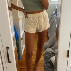 Detailed/embroidered shorts